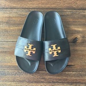 NEW Tory Burch black sandals.